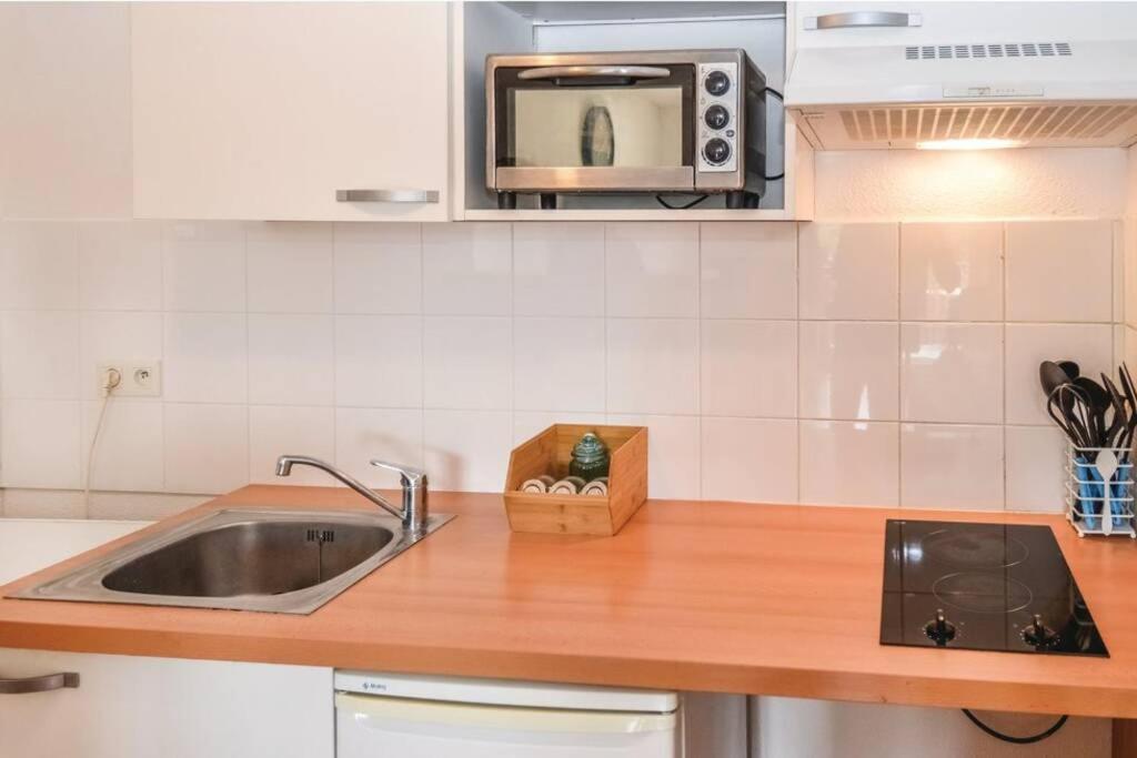 Des Amoureux Apartment *